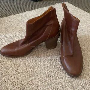 Madewell brown leather booties